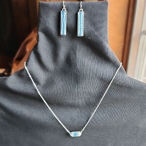 Elegant Silver Reversible Jewelry Set